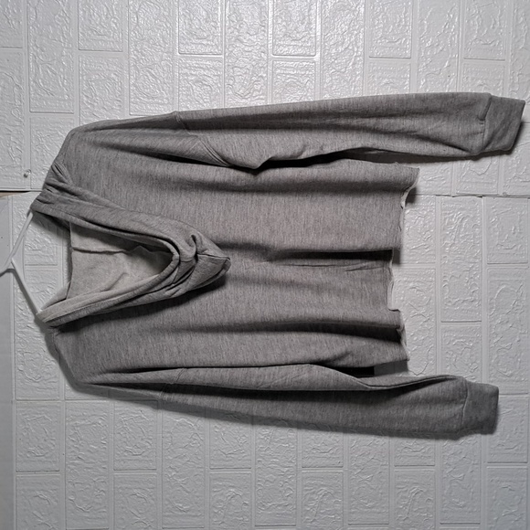 Wildfox Starlight Cropped Hoodie Sweatshirt in Heather Grey - Picture 10 of 10